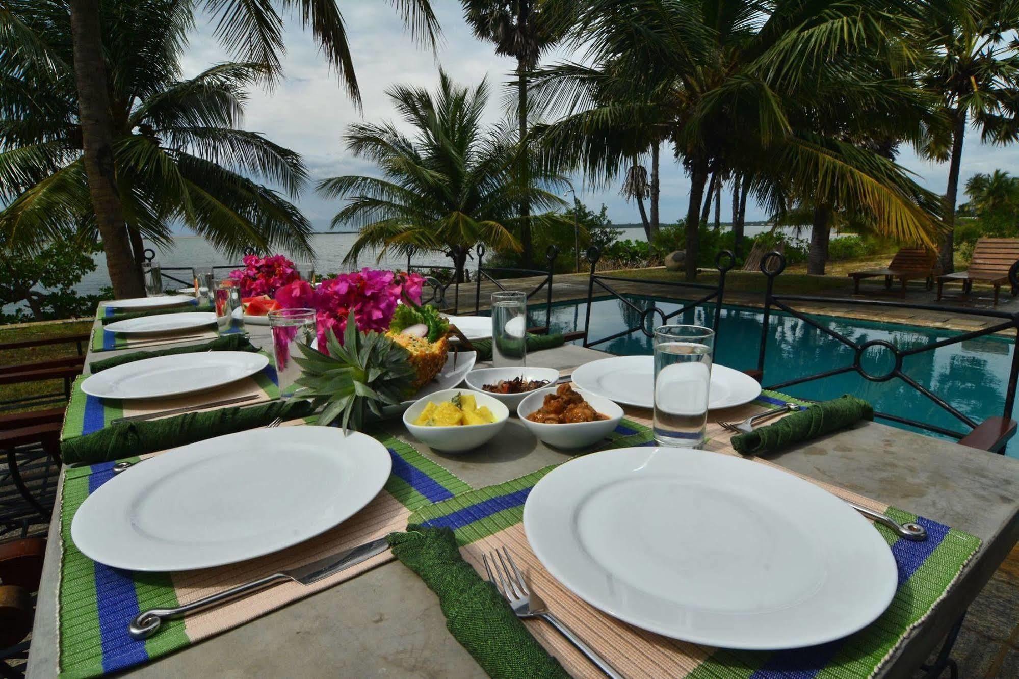 Villa Sethawadi Hotel And Kitesurf Centre Kalpitiya Exterior photo